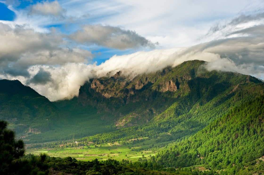 'Beautiful landscape of the mountains in La Palma, Canary Islands, Spain' - Kanariansaaret